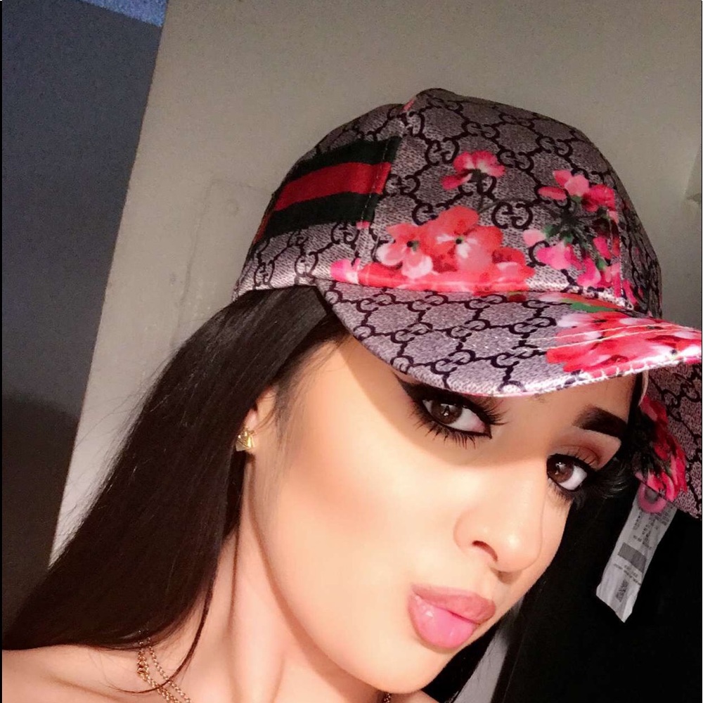 Meet your Posher, Precious